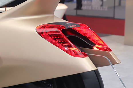Tail Lamp