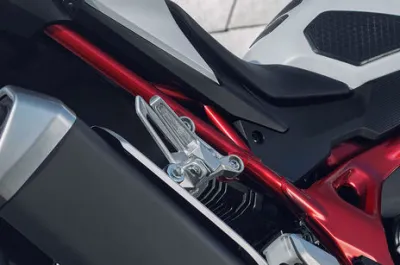 CB750 Hornet Rear Footpeg