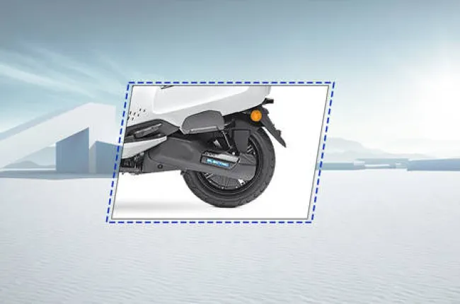 iQube Rear Tyre View