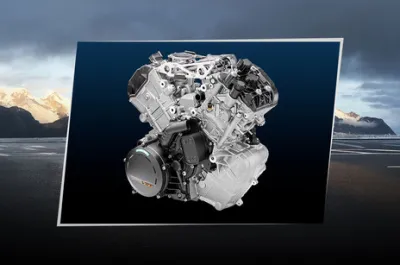 1390 Super Duke R Engine (Right)