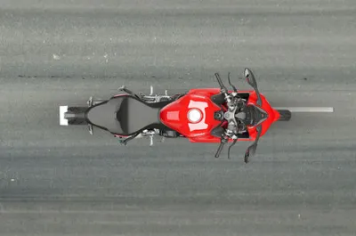 SuperSport 950 Top View
