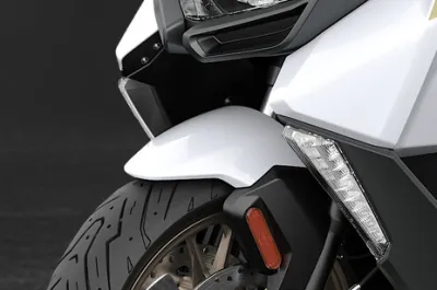 C 400 GT Front Mudguard