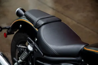 Super Meteor 650 Seat