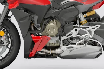 Streetfighter V4 Engine (Left)