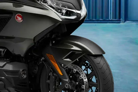 Front Mudguard & Suspension