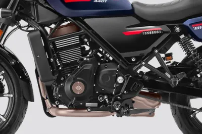 X440 T Engine (Left)