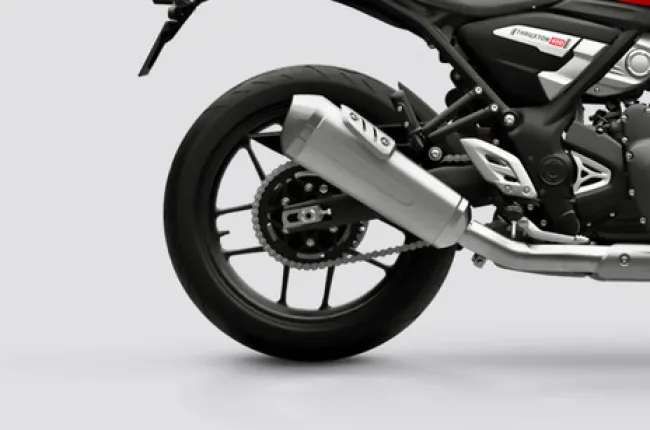 Thruxton 400 Rear Tyre