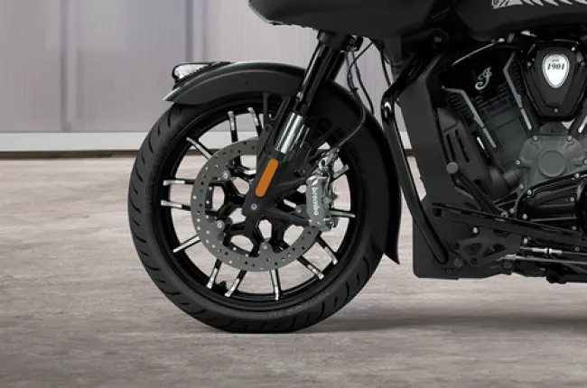 Challenger Dark Horse Front Tyre