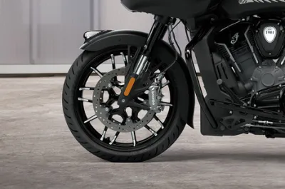 Challenger Dark Horse Front Tyre