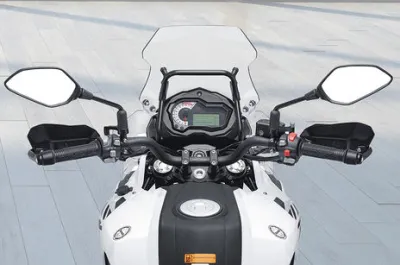TRK 502 Handle Bar View