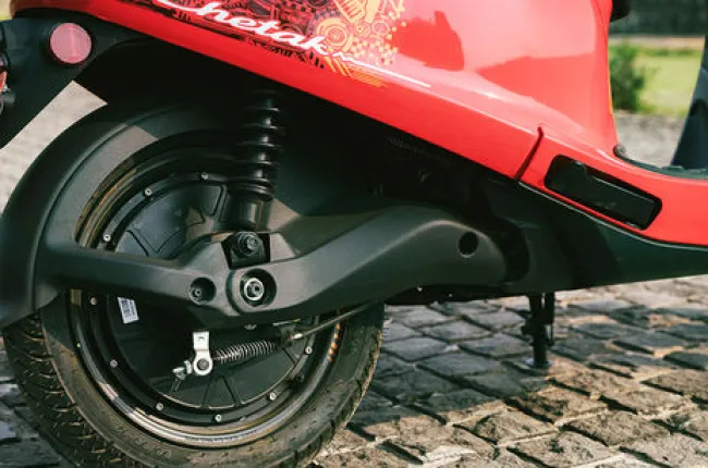 Chetak C2501 Swing Arm
