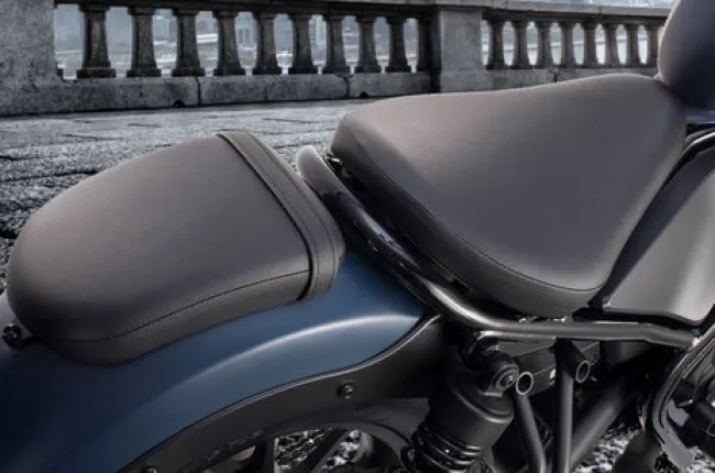Rebel 500 Seat