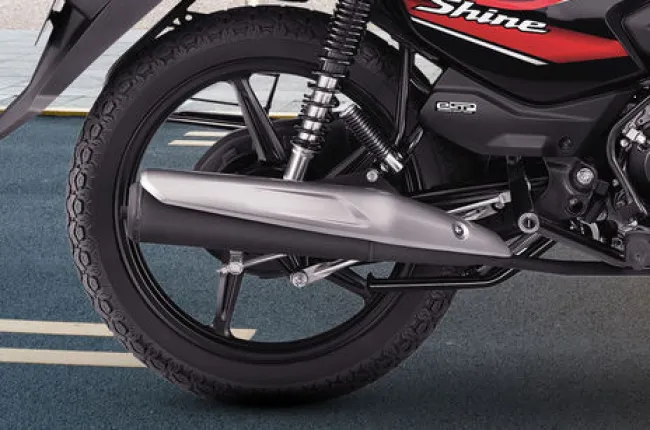 Shine 100 Rear Tyre View