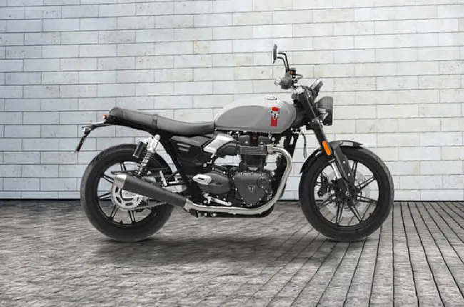 Speed Twin 900 Side Profile View (Right)