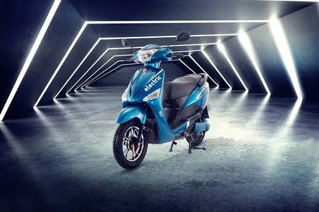 Front Left Quarter View