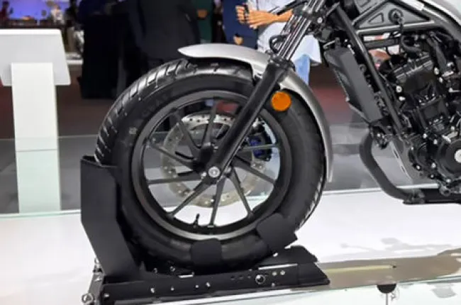 Rebel 300 Front Wheel