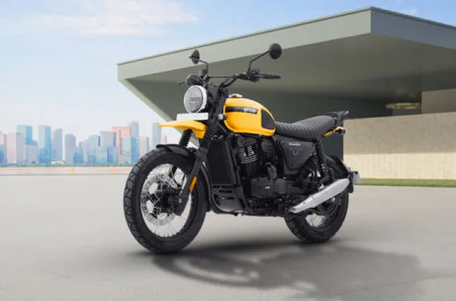 Scrambler (2022-2025) Front Left Quarter View