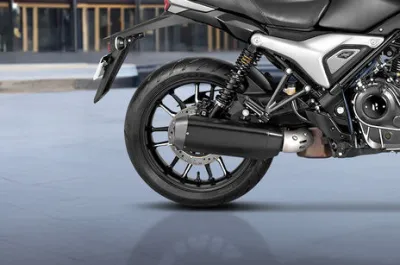 Mavrick 440 Rear Tyre View