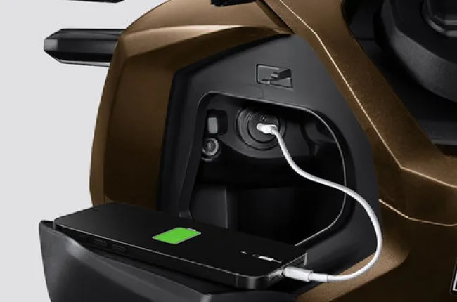 ADV 160 Phone Charger