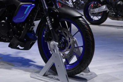2025 FZ-S Fi Front Tyre View