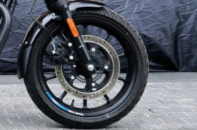 Hunter 350 Front Tyre View