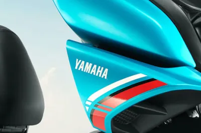 RayZR 125 Fi Hybrid Brand Badge