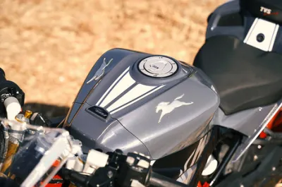 Apache RR 310