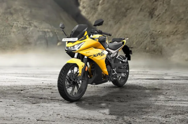 Karizma XMR Front Left Quarter View