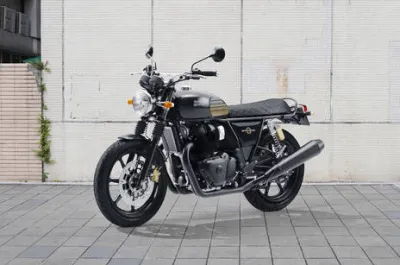 Interceptor 650 Front Left Quarter View