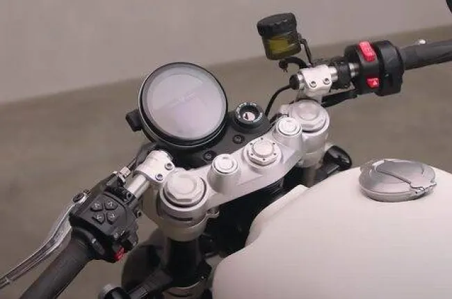 Speed Twin 1200 Instrument Cluster