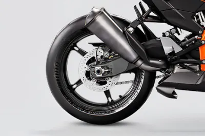 990 RC R Rear Wheel