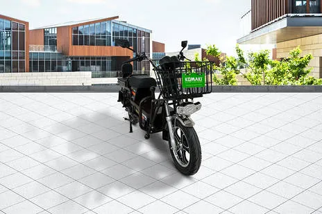 Front Right Quarter View