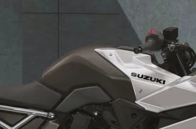 GSX-8R Fuel Tank