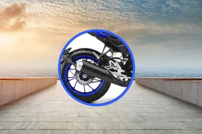 R15 V4 Exhaust View