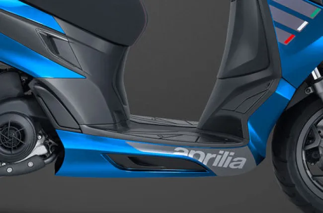 SXR 160 Floorboard