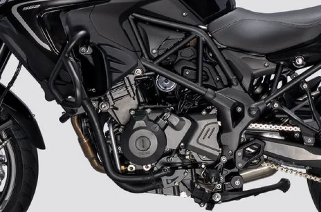 TRK 552 Engine (Left)