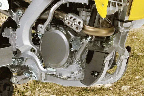 Engine (Right)