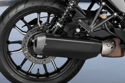 Mavrick 440 Exhaust View