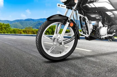HF Deluxe Front Tyre