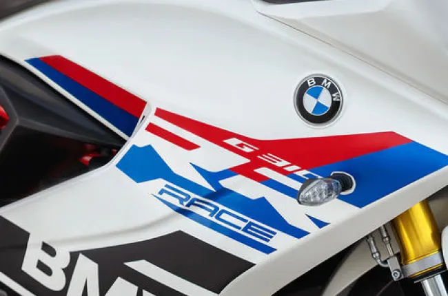 G 310 RR Model Badge