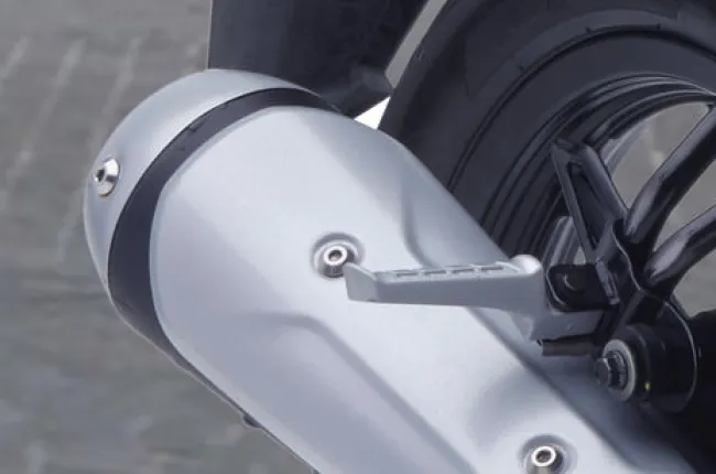 Raider Exhaust View