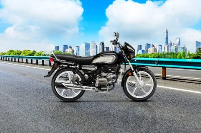 Splendor Plus Rear Tyre View
