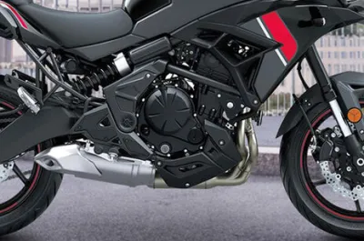 Versys 650 Engine