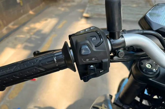 Pulsar N160 Turn Indicator Switches