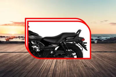 Avenger 220 Street Seat