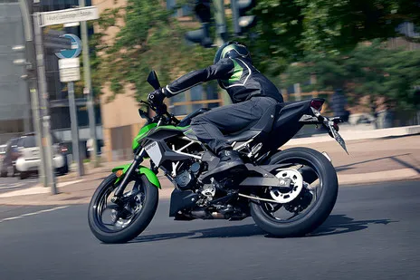 Riding: Rear Left Three Quarter View