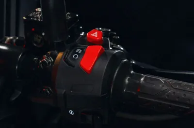 Pulsar 125 Engine Kill Switch