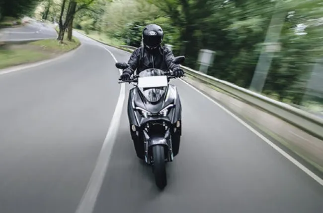 M1-S Electric Maxi-Scooter Riding: Front View