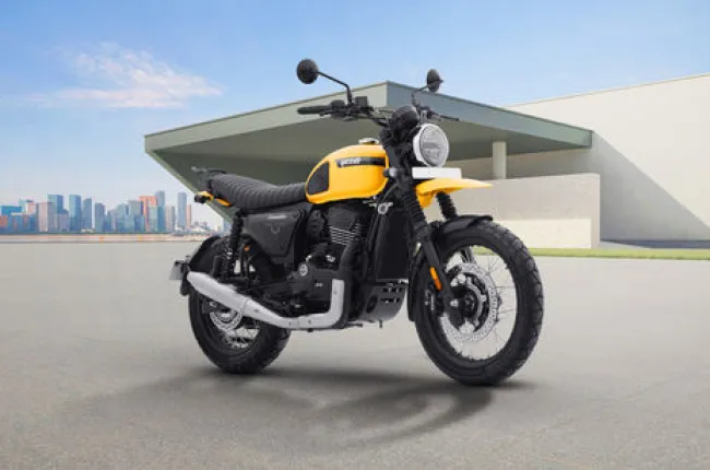 Scrambler (2022-2025) Front Right Quarter View
