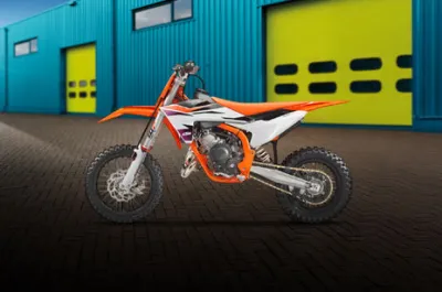 65 SX Left Side View